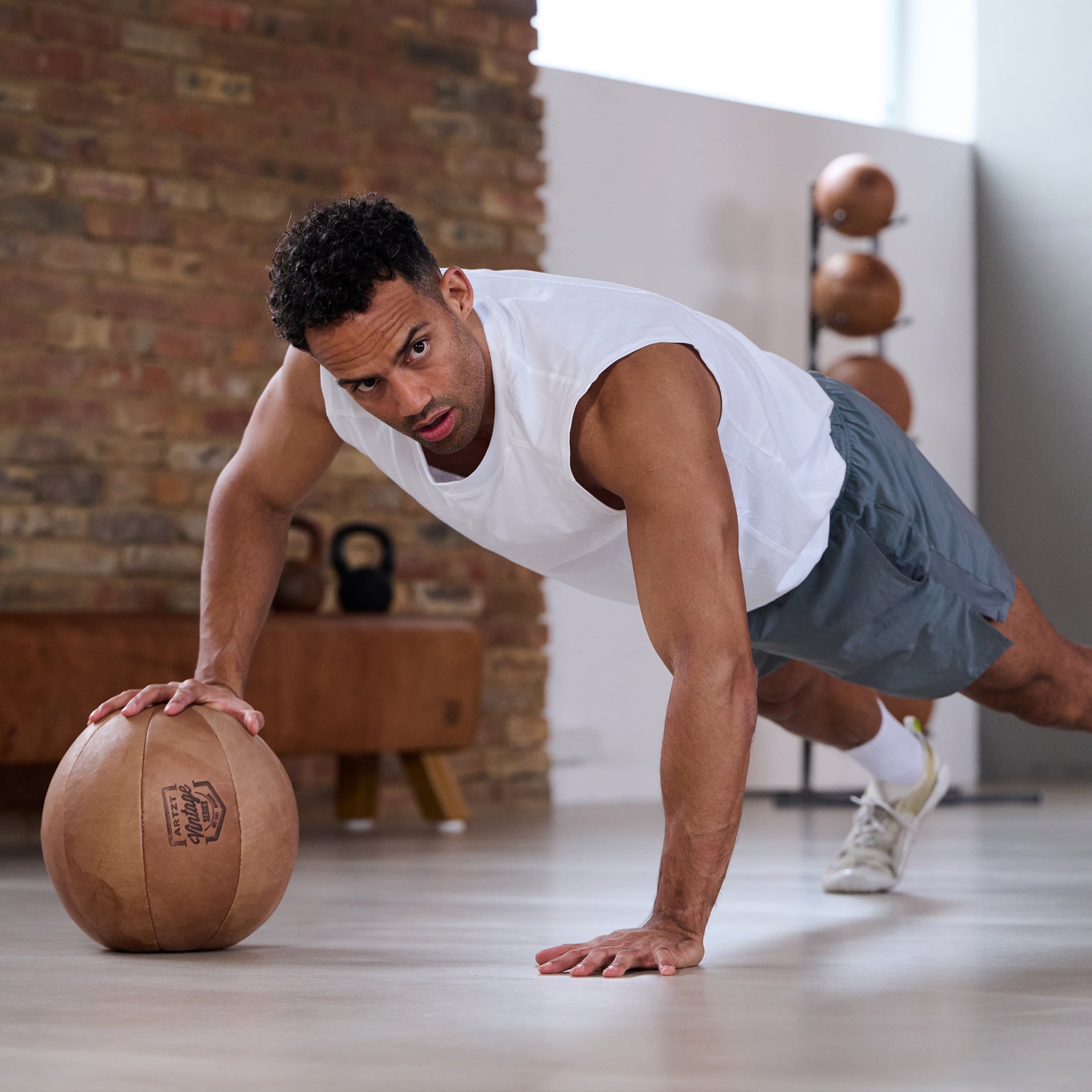 Medizinball | ARTZT vintage