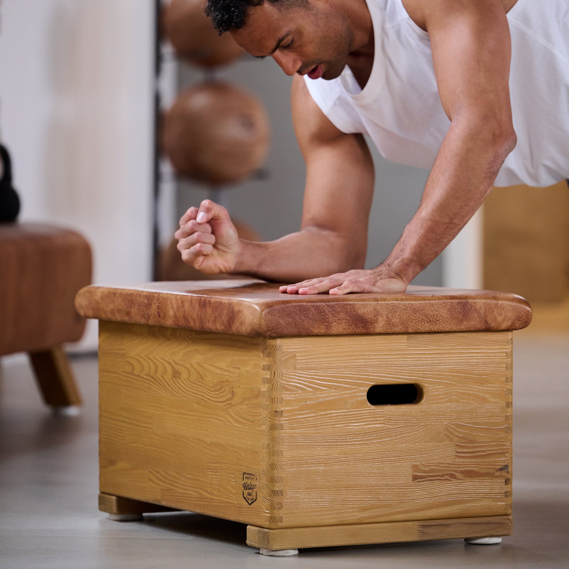 Sprungkasten | ARTZT vintage