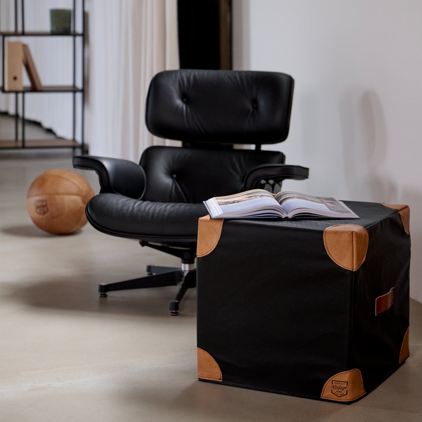 Cube Sitzwürfel BLACK | ARTZT vintage