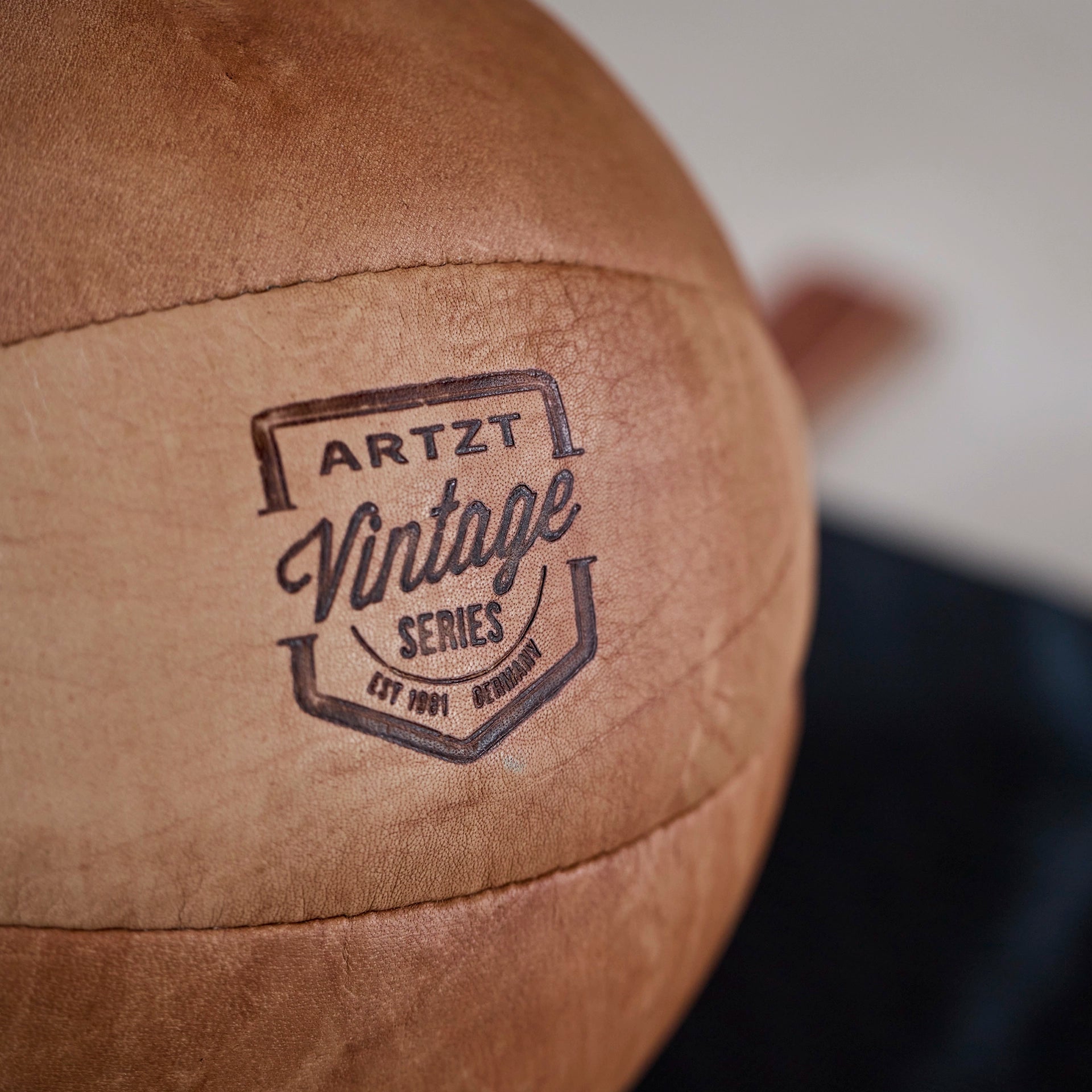 Medizinball | ARTZT vintage